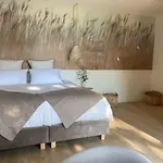 Gasthuis Avec Jacuzzi Privatif - Kassiopee Bed &
