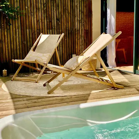 게스트하우스 Avec Jacuzzi Privatif - Kassiopee Bed & 알비